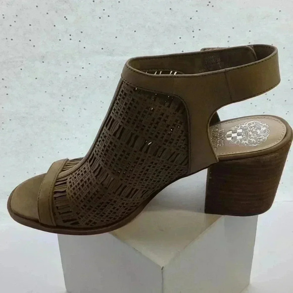 Vince camuto heeled open toe ankle strap sandals - Picture 6 of 9